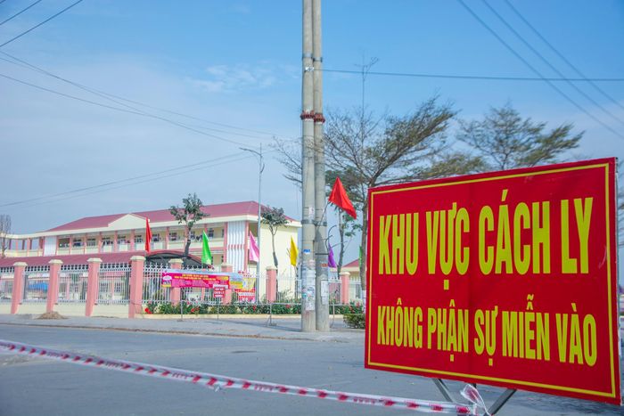 4 ca nhiễm mới của Quảng Ninh đều đã được đưa đi cách ly từ trước. Ảnh: Quốc Nam.