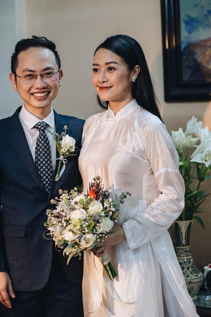 MC Phí Linh và chồng, BTV truyền hình Lê Hoàng Linh.