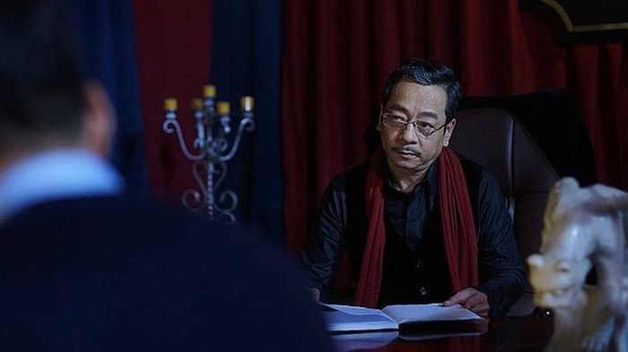 NSND Hoàng Dũng trong vai "ông trùm" Phan Quân phim Người phán xử