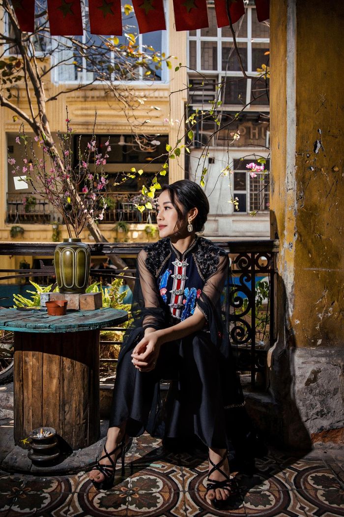 So với cô gái Phí Linh của ngày trước, MC Phí Linh là mẹ bỉm sữa có những đổi thay ra sao?
