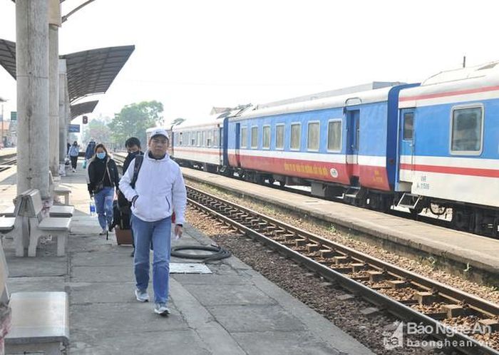 Từ ngày mùng Một đến mùng 4, tại ga Vinh đã có 404 người hủy vé. Ảnh: TĐ
