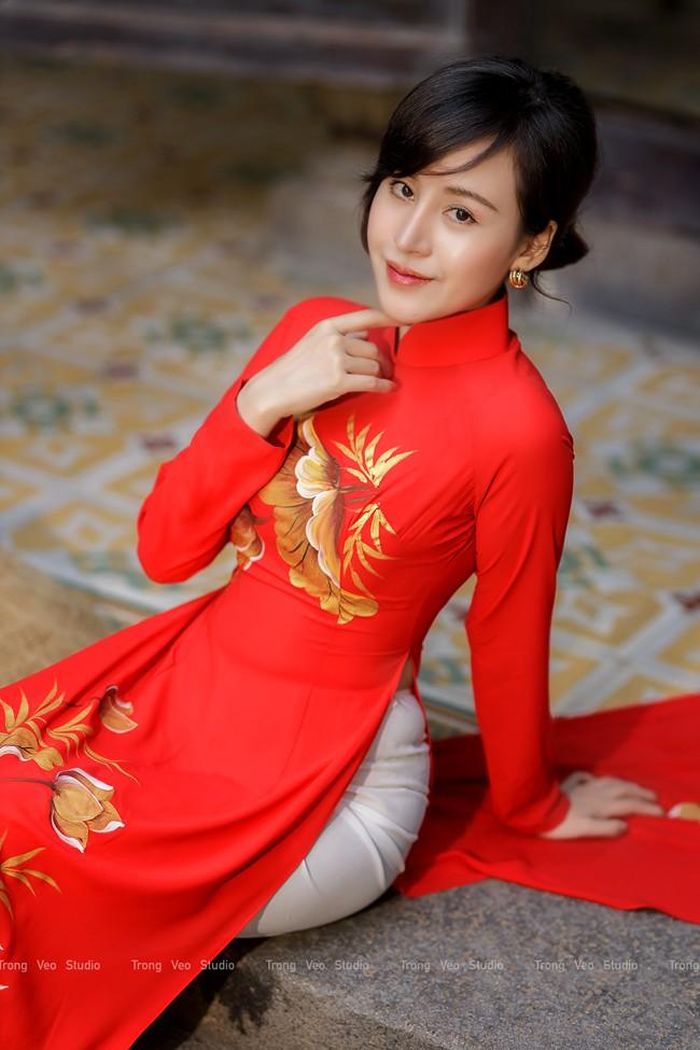 Cô chọn cách tránh xa ồn ào, sống một cuộc sống bình yên.