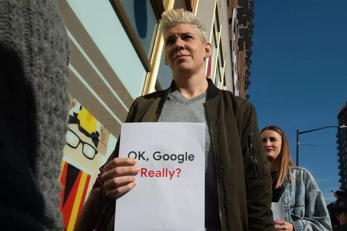  Nhân viên Google biểu tình phản đối nạn quấy rối tình dục trong công ty. Ảnh: AFP. 