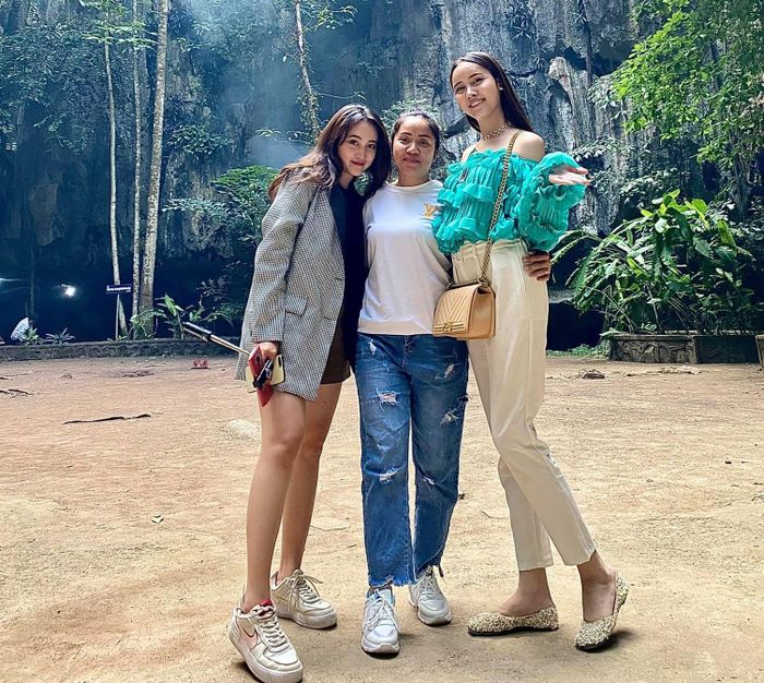  Là người thuộc cộng đồng LGBT nên Sai Fhon không tránh khỏi chuyện bị kỳ thị. Song, thay vì buồn bã, Fhon đã lấy sự dè bỉu của người khác làm động lực để cố gắng, chinh phục ước mơ. 