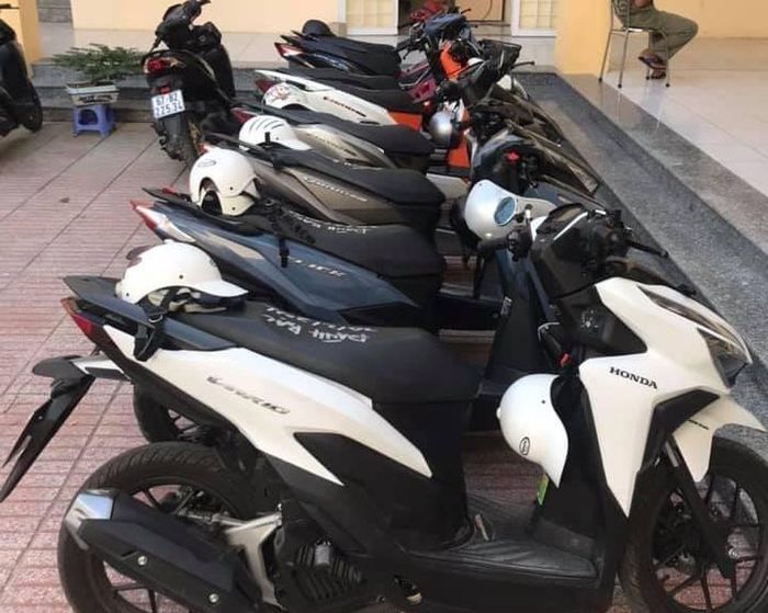 Tang vật và phương tiện bị thu giữ.
