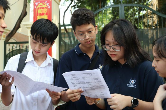 Nhiều thay đổi quan trọng liên quan đến nguyện vọng đăng ký dự thi vào lớp 10 THPT năm học 2021-2022 vừa được UBND TP.Hà Nội phê duyệt.