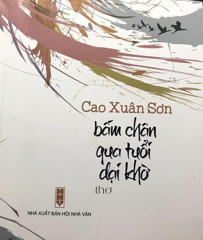 Tập thơ “Bấm chân qua tuổi dại khờ” của Cao Xuân Sơn