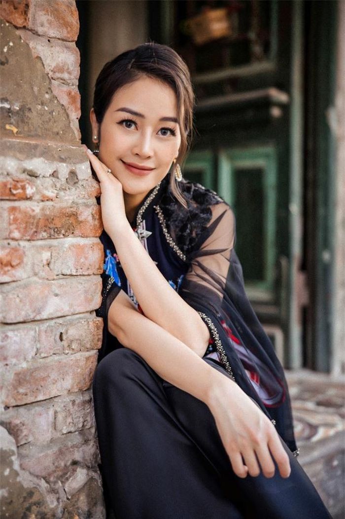 Phí Linh giờ là người phụ nữ của gia đình