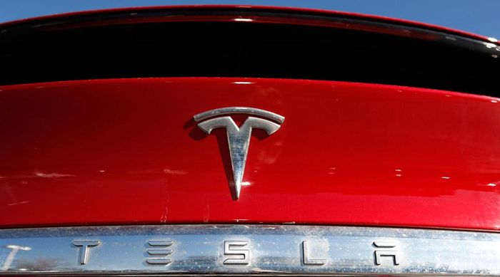Tesla là thương hiệu có doanh số xe điện cao nhất thế giới năm 2020