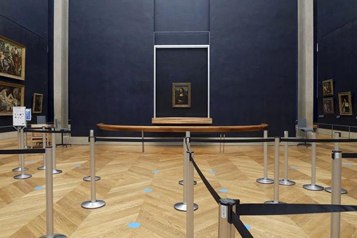 Mona Lisa hiếm khi chứng kiến Bảo tàng Louvre vắng khách tham quan