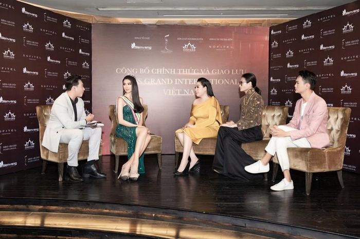Á hậu Ngọc Thảo tại buổi công bố.
