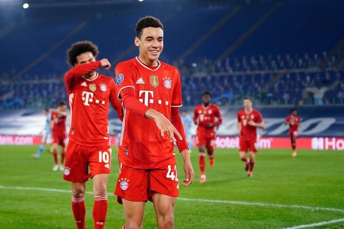 Musiala đạt cột mốc đáng nhớ với bàn thắng ở Champions League khi chưa đầy 18 tuổi