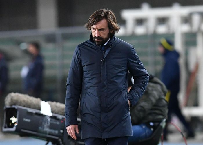  Trận hòa trên sân Bentegodi không khác gì một thất bại của thầy trò Pirlo. Juventus đứng thứ 3, nhưng kém đội đầu bảng Inter đến 7 điểm. 