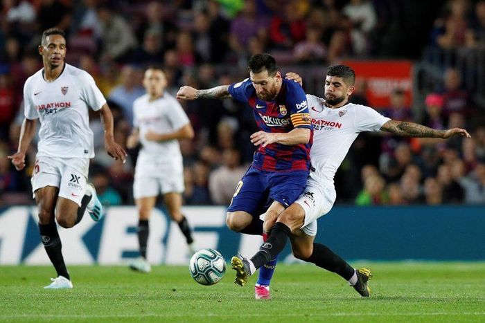 Trong sự nghiệp của Messi, Sevilla chính là đội bóng bị anh chọc thủng lưới nhiều nhất. Thủ quân của Barca đã có tổng cộng 37 bàn thắng vào lưới của đội bóng xứ Andalucia, sau 41 lần chạm trán