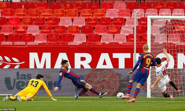Messi ấn định chiến thắng 2-0 cho Barca.