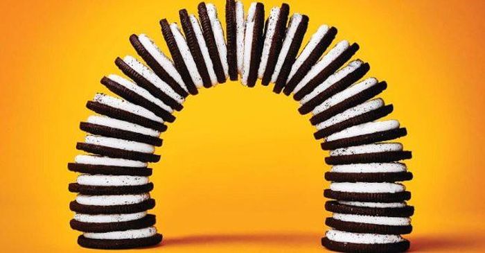 Nếu xếp tất cả lượng bánh Oreo từng được làm lại với nhau, chúng sẽ đủ dài để đi đến Mặt trăng rồi quay lại hơn 5 vòng.