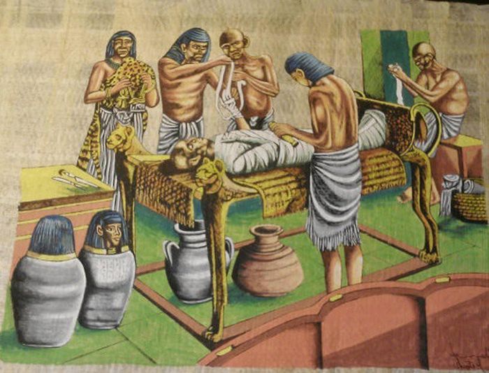 Dù vậy, dựa trên những phân tích, các chuyên gia xác định ban đầu Papyrus Louvre-Carlsberg có chiều dài gần 5,8m.