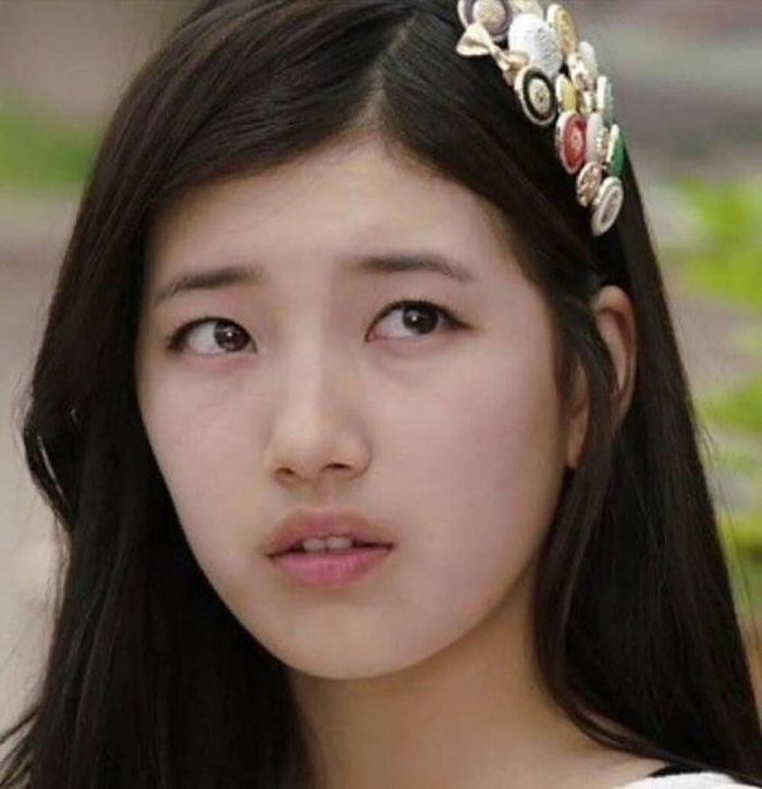 Thời điểm mới ra mắt, Suzy vốn có đường chân tóc thấp 