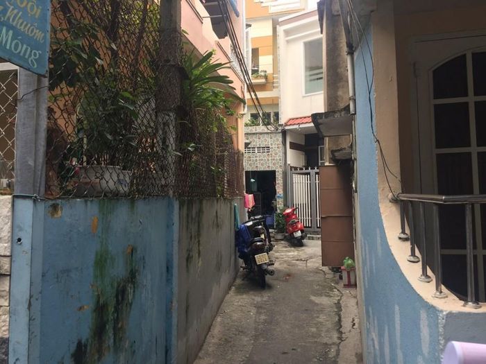 Bề rộng các tuyến đường hiện nay quá nhỏ, nhà có diện tích nhỏ, không bảo đảm an toàn phòng cháy chữa cháy