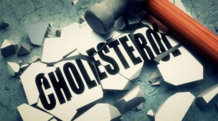 Giảm lượng cholesterol: Chất xơ có trong vỏ chuối có thể làm giảm mức cholesterol của bạn. Đây là điều rất quan trọng để duy trì một trái tim khỏe mạnh.