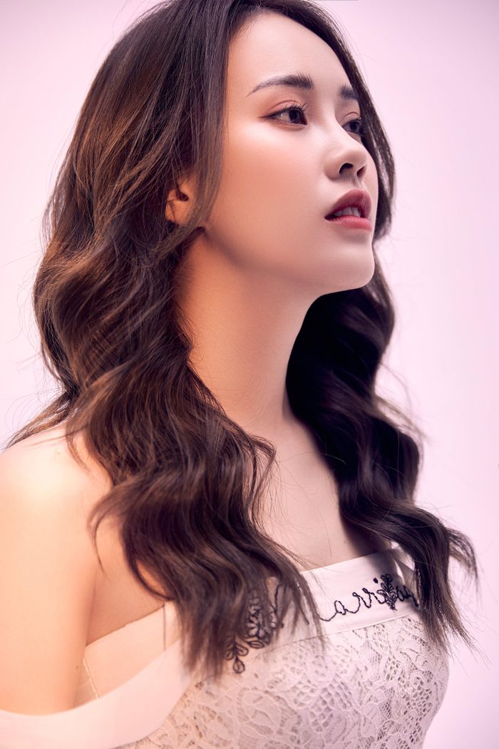 Mai Phương nhận nhiều lời khen khi trở thành nữ chính duy nhất trong bộ phim "Yêu hơn cả bầu trời".
