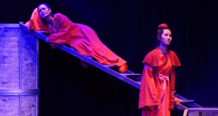 Chu Anh vai Thuận Thiên, Hoàng Yến vai Lý Chiêu Hoàng. Ảnh: H.K
