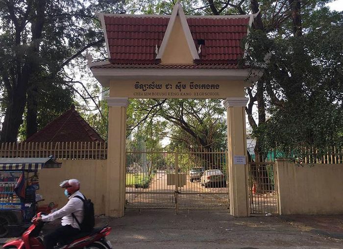Các trường học tại thủ đô và một số tỉnh có lây nhiễm Covid-19 trong cộng đồng tiếp tục cho học sinh học trực tuyến.