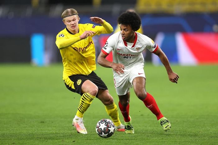 Dortmund thu mình chờ cơ hội