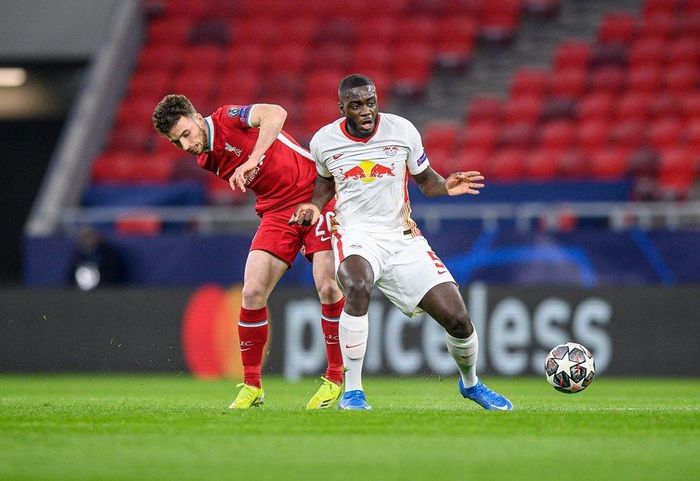 RB Leipzig bất lực trên sân Anfield