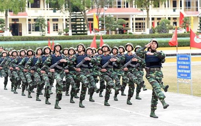Duyệt đội ngũ trong buổi ra quân huấn luyện tại Trung đoàn 141, Sư đoàn 312 (Quân đoàn 1). Ảnh minh họa: Trọng Hải.