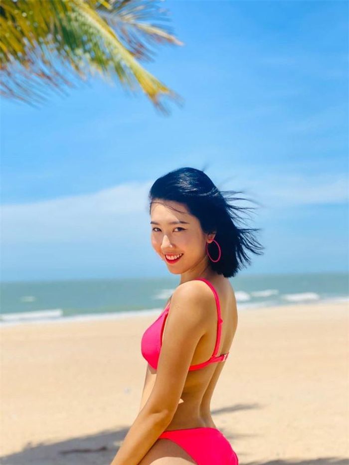 Để sở hữu hình thể chuẩn, nữ diễn viên cho biết, cô phải tích cực tập thể dục kết hợp với chế độ ăn uống lành mạnh.