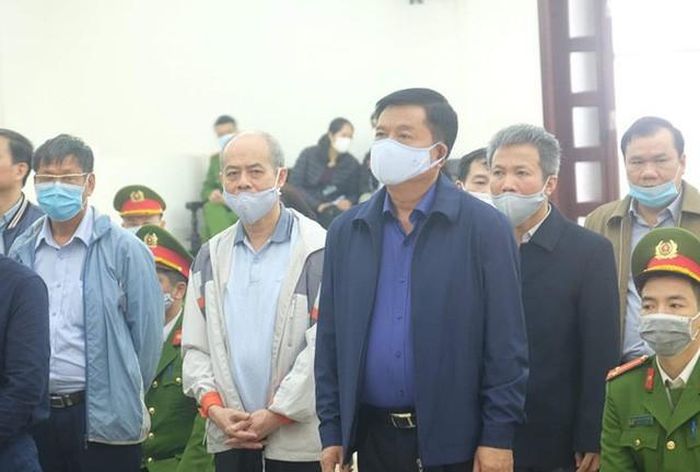 Ông Đinh La Thăng tại phiên tòa