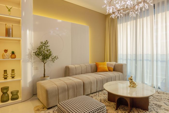  Hiện trạng đã được bố trí sẵn các không gian và hợp lý so với nhu cầu của gia chủ nên không cần cải tạo nhiều. Đội ngũ KTS của Maison Décor chỉ sắp xếp lại vật dụng cho phù hợp với nhu cầu. 