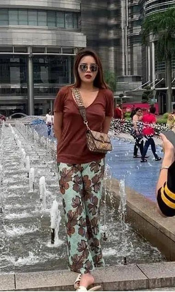 Khác hẳn hình ảnh sang chảnh thường thấy, thừa cân nên Kỳ Duyên cũng xuề xòa trong phong cách đời thường.