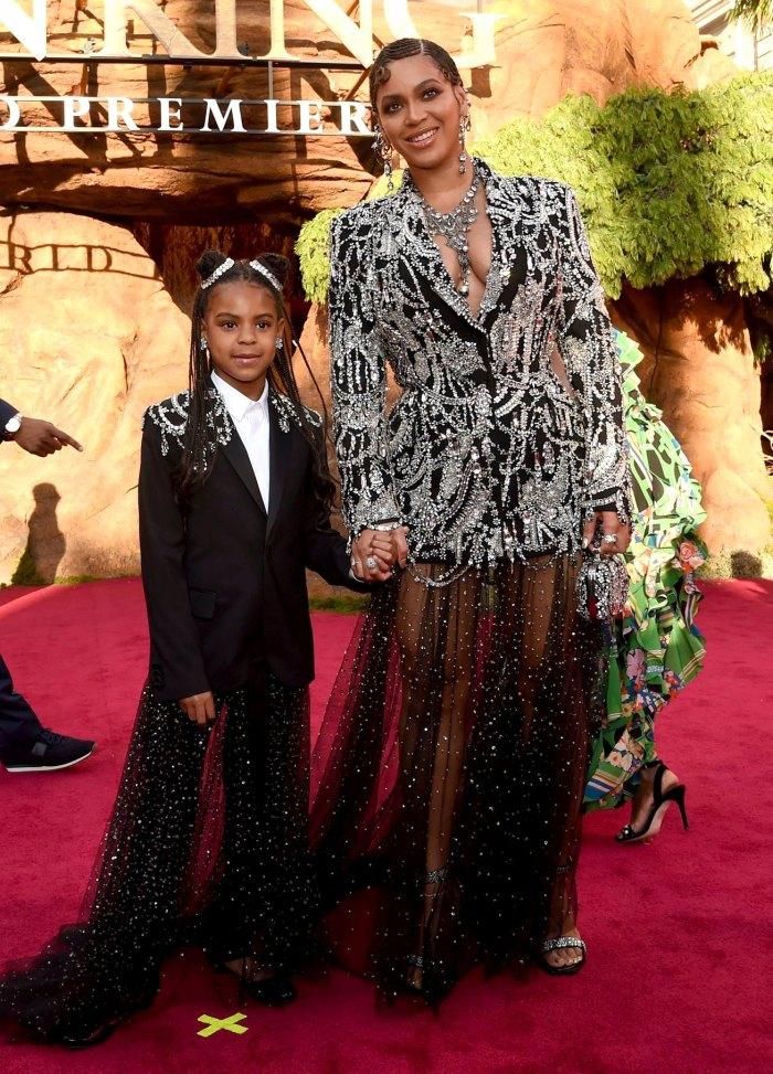 Beyonce và con gái Ivy trên thảm đỏ lễ trao giải Grammy