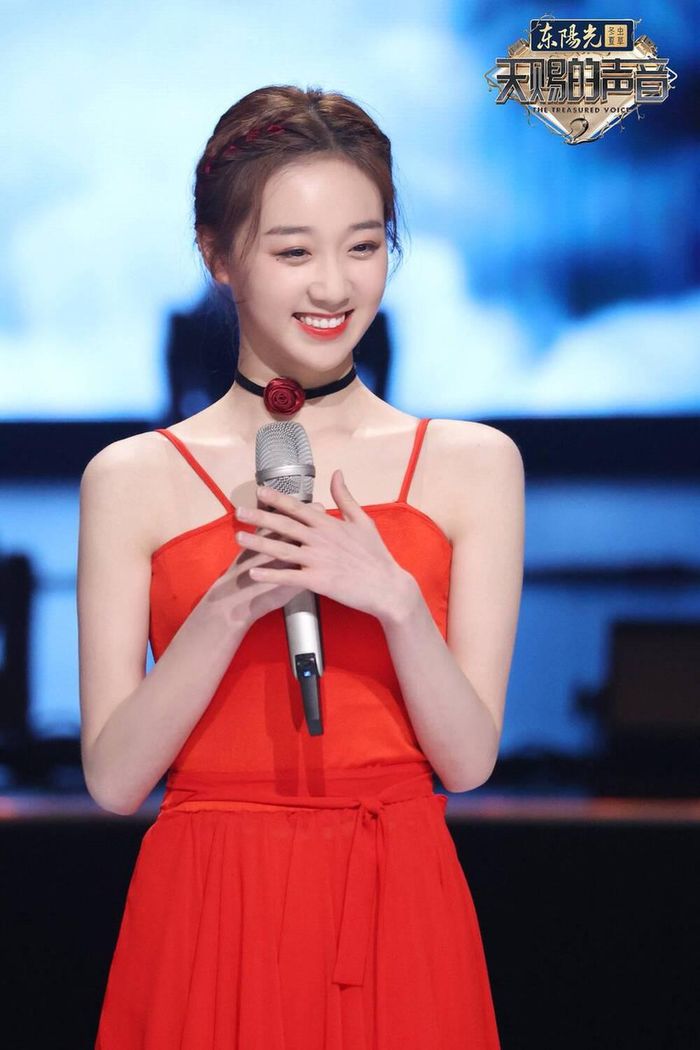 Những tin đồn thất thiệt chống lại nghệ sĩ của công ty chúng tôi - Vương Nhất Bác, đã gây hiểu lầm nghiêm trọng cho phần lớn cư dân mạng. Điều này đã xâm phạm nghiêm trọng đến nghệ sĩ, quyền và lợi ích hợp pháp của Vương Nhất Bác".
