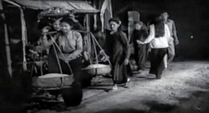 Bối cảnh phiên chợ Âm - Dương trong phim “Bao giờ cho đến tháng Mười” của đạo diễn Đặng Nhật Minh