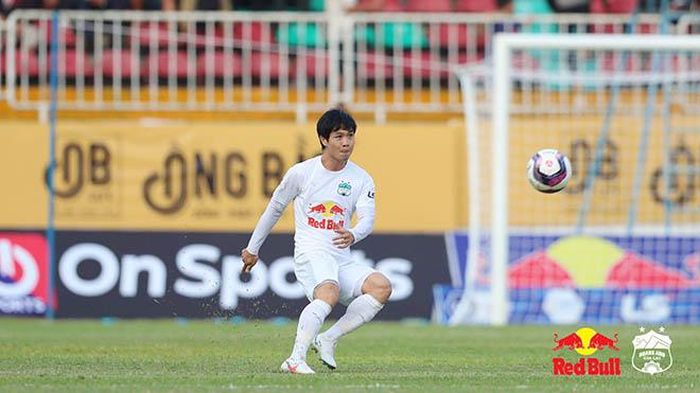 Công Phượng được kỳ vọng sẽ tỏa sáng ở trận gặp Hồng Lĩnh Hà Tĩnh. Ảnh: HAGL