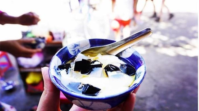(Ảnh: Instagram's elisabeth_vy)