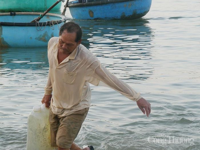 Những ngư dân sau một đêm lao động vất vả