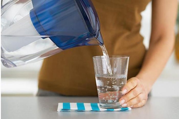 Trong quá trình chế biến, thức ăn và nước uống cần được đun sôi, nấu chín ở nhiệt độ phù hợp để tiêu diệt vi khuẩn gây hại