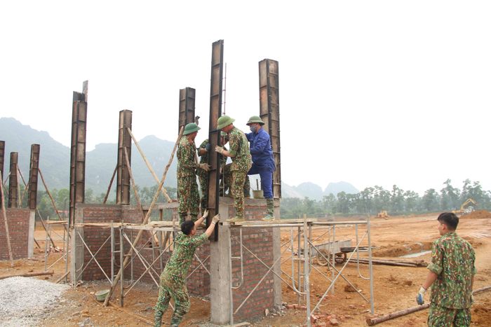 Xây dựng thao trường phục vụ Hội thao quân sự quốc tế (Army Games) năm 2021.