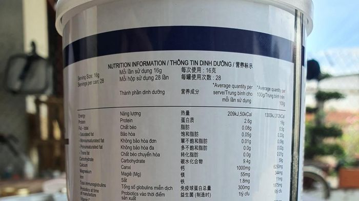 Thành phần của sữa chỉ vitamin, khoáng chất thông thường
