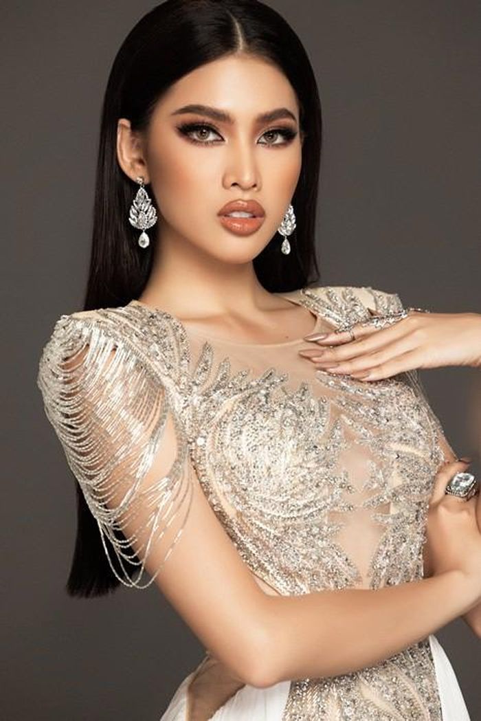 Trang phục của Ngọc Thảo được lấy cảm hứng từ chính cái tên của cuộc thi.