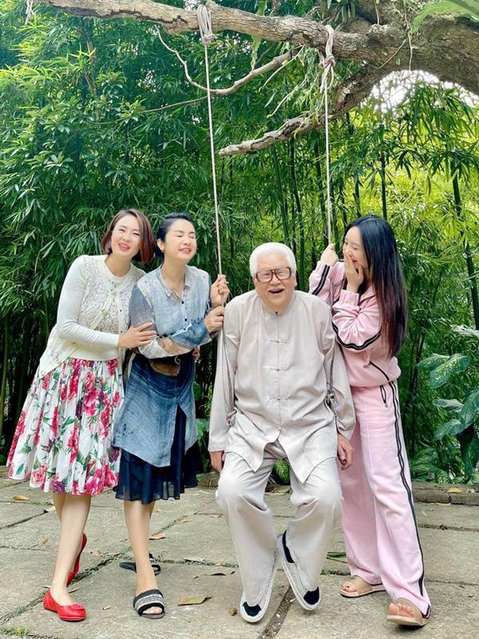Hậu trường phim vui nhộn của dàn diễn viên "Hướng dương ngược nắng".