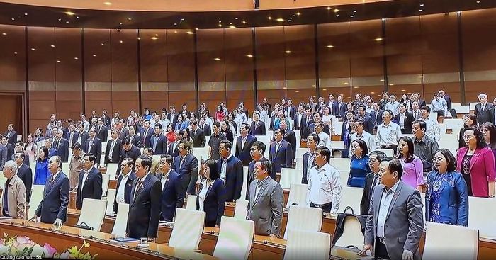 Quốc Hội ghi nhận những đóng góp của Đại biểu Quốc hội Nguyễn Thanh Quang qua những năm tháng công tác tại các vị trí quan trọng.