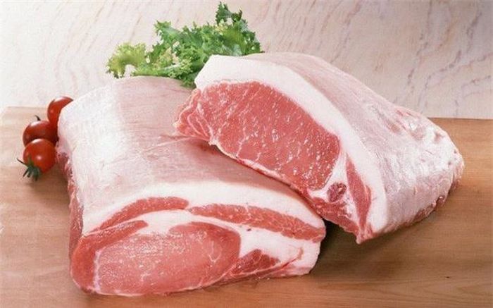  Thịt lợn ngon màu sắc tươi ngon.