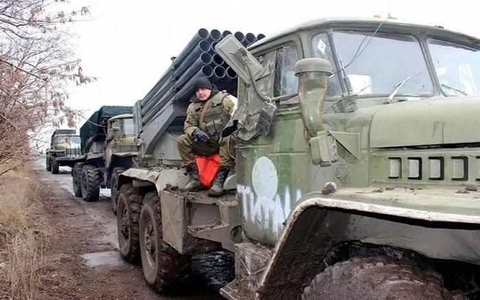 BM-21 tuy không thật chính xác nhưng việc phóng đồng loạt 40 quả đạn tên lửa có thể hủy diệt một khu vực lớn, đủ để xóa sổ hoàn toàn mục tiêu. Một tiểu đoàn pháo phản lực trang bị toàn BM-21 có thể đồng loạt bắn tới 720 quả đạn trong vòng 20 giây vào các mục tiêu trên một khu vực tạo nên cơn bão lửa rộng tới 40 km