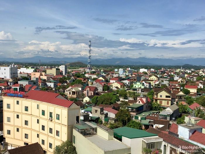Một góc thị trấn Đô Lương. Ảnh: P.V