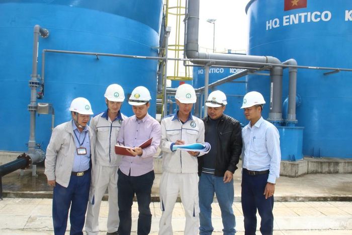 Nhà máy nước Hòa Sơn đi vào hoạt động đã nâng cao tỷ lệ người dân nông thôn được sử dụng nước sạch. Ảnh: H.V